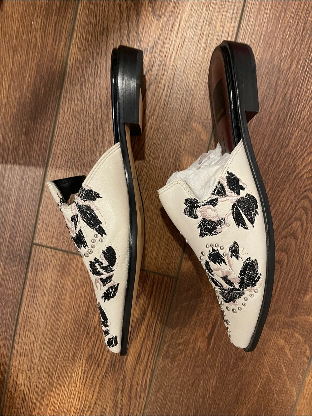 Dolce Vita Cream & Black Floral Studded Pointed Mules size 6 BRAND NEW - Picture 3 of 5